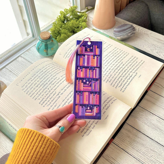 Dreamy Bookshelf Bookmark